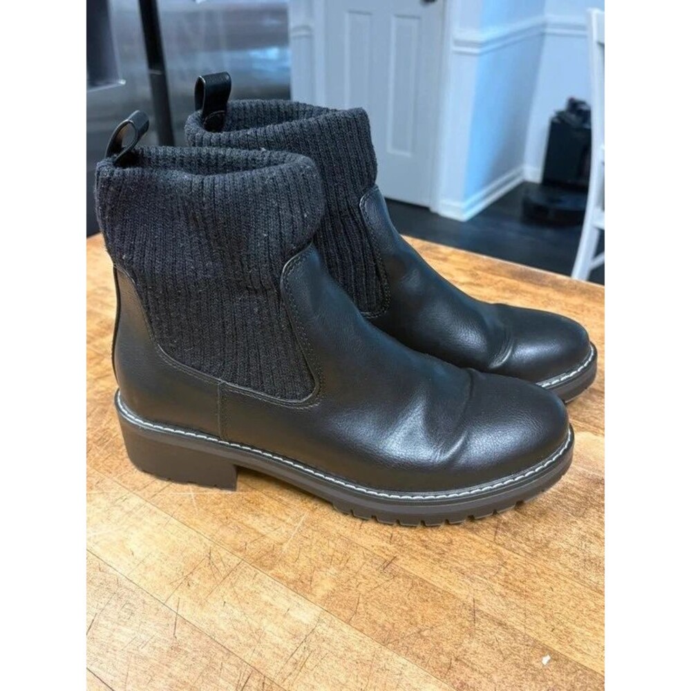 Kensie 9W Black Knit Cuff Chunky Lug Sole Chelsea Ankle Boots
